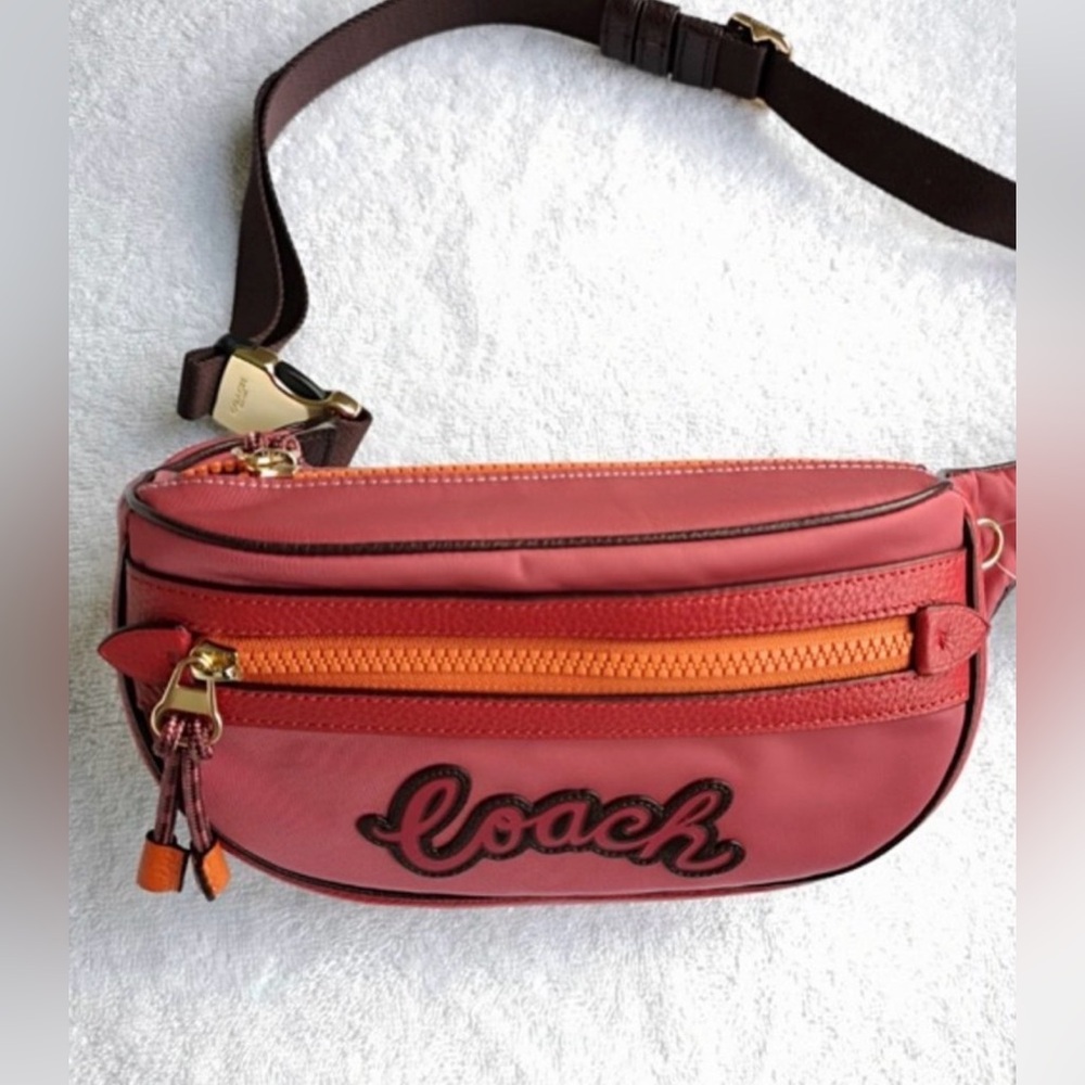 Coach RARE Vale Crossbody - Picture 4 of 12